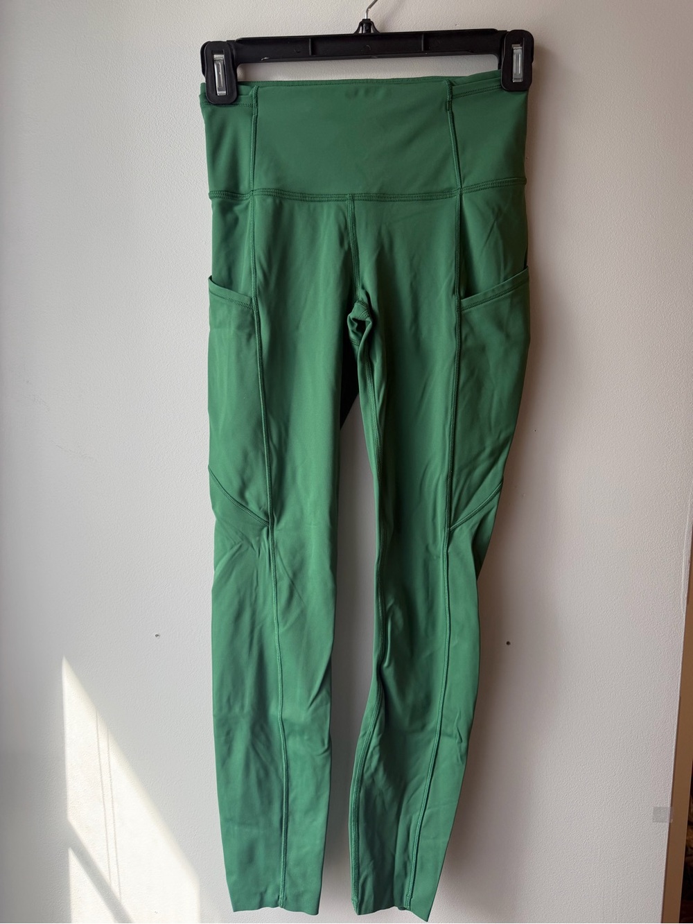 Lululemon Women's High-Waist Green Active Leggings with Side Pockets